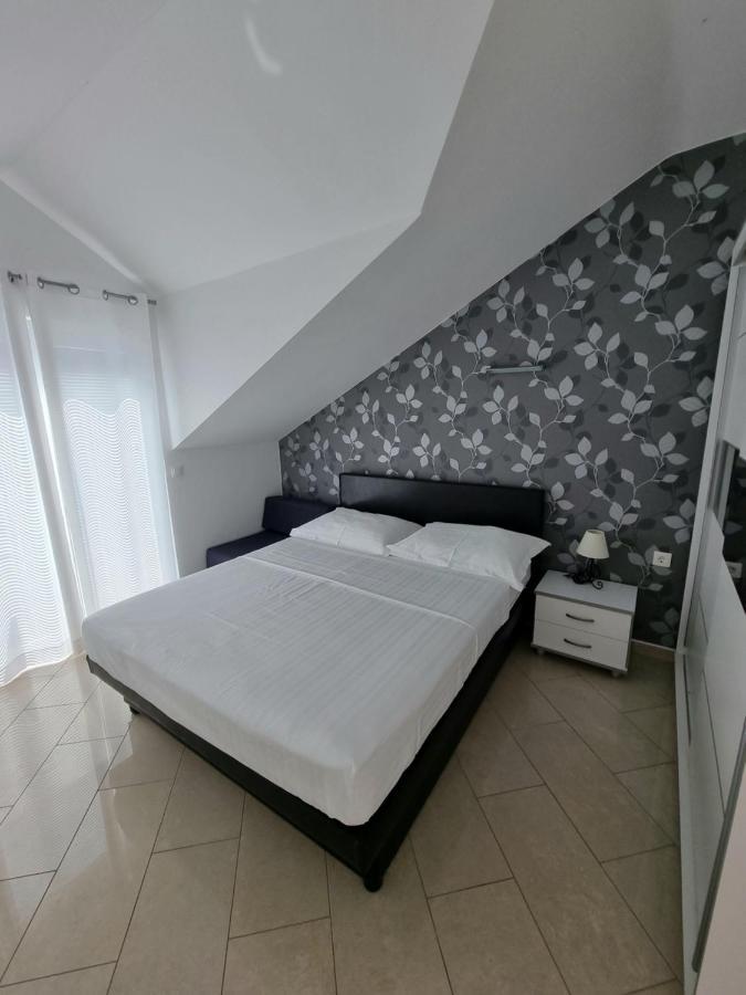 Apartma Kutlic *