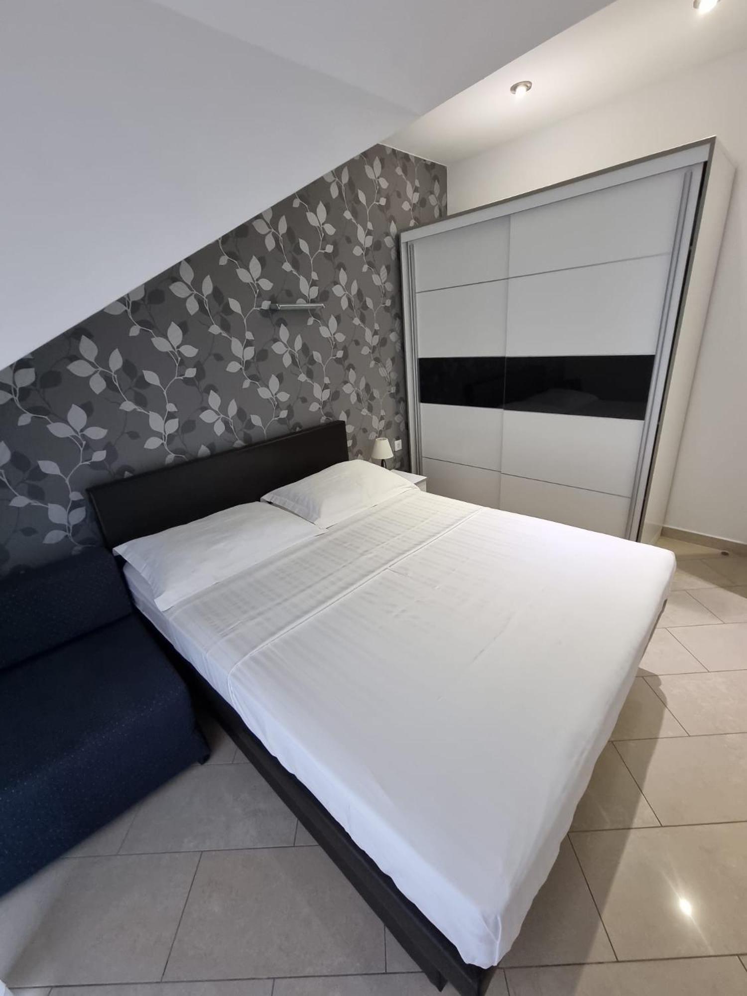 Kutlic Apartma *